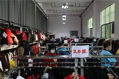 服装厂叠衣服视频,服装厂高效叠衣视频教程